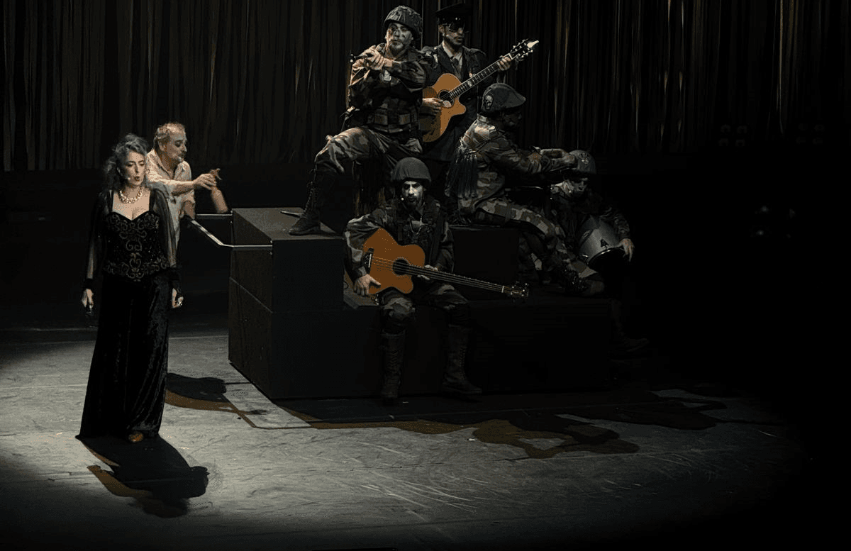 Gesualdo Brilhante em cena