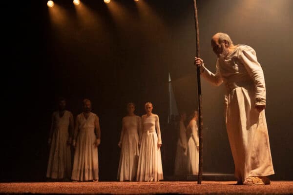 LABIRINTHOS 2.5 — o coro como máquina de pensar | Os que lutam