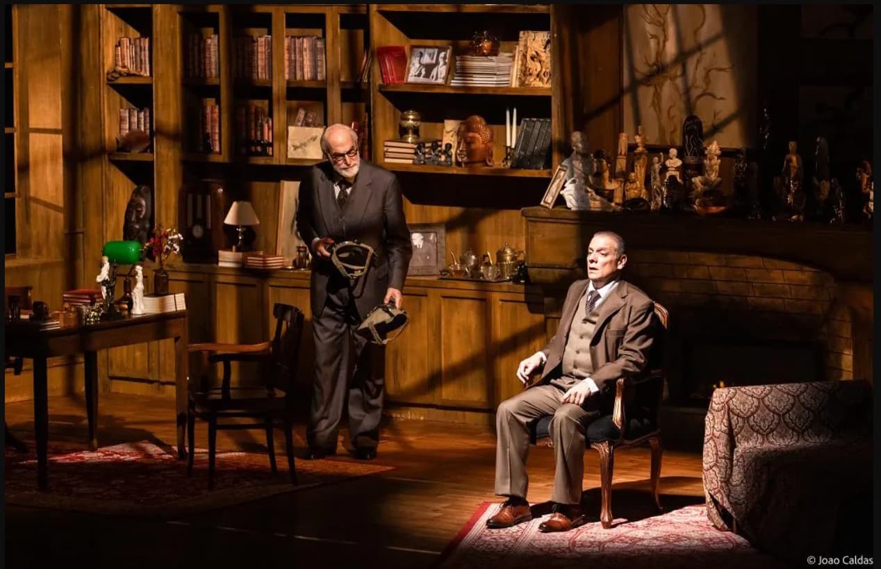 A Última Sessão de Freud — foto de João Caldas