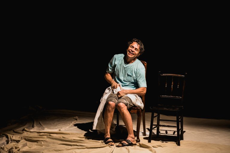 Meu nome: Mamãe – A universalidade do gesto íntimo