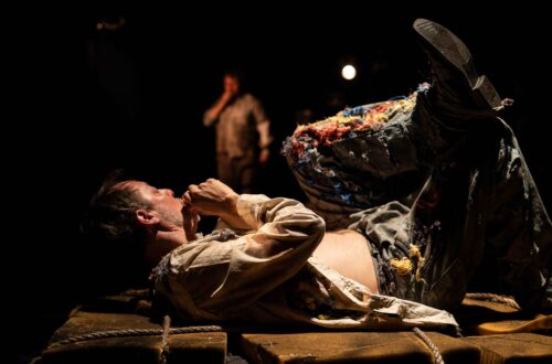 Cena urbana de Dois Perdidos Numa Noite Suja