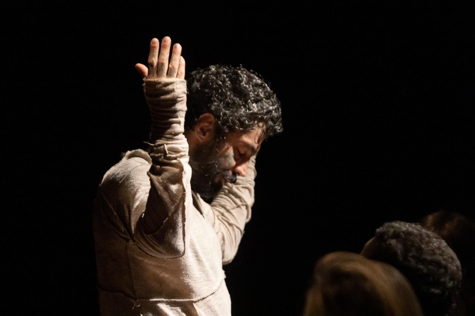 Vandré Silveira em cena. Foto: @callanga